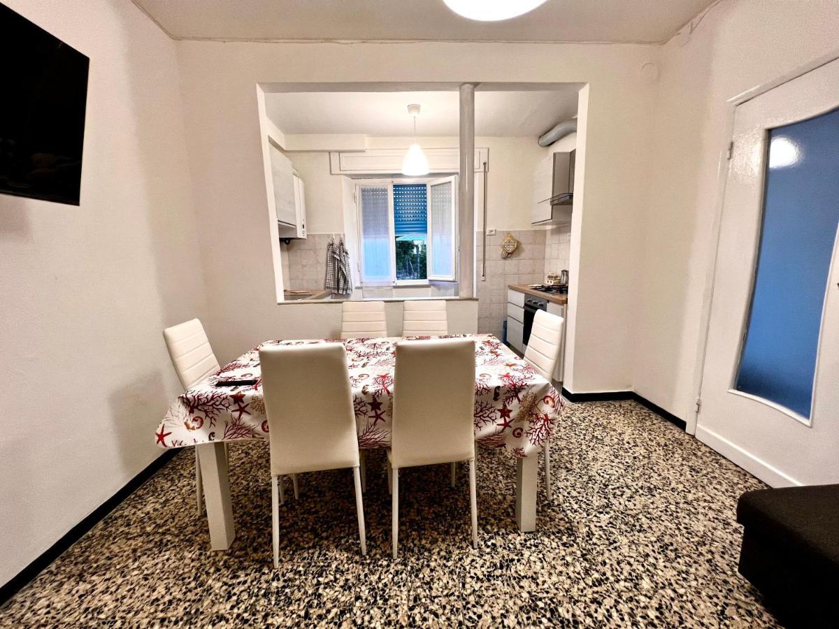 Il Giardino Delle Cycas Appartement Romito Magra Buitenkant foto